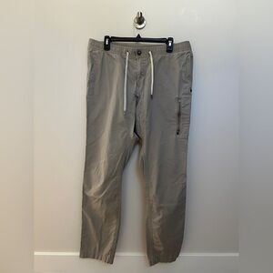 Vuori Men's Gray Cargo Pants